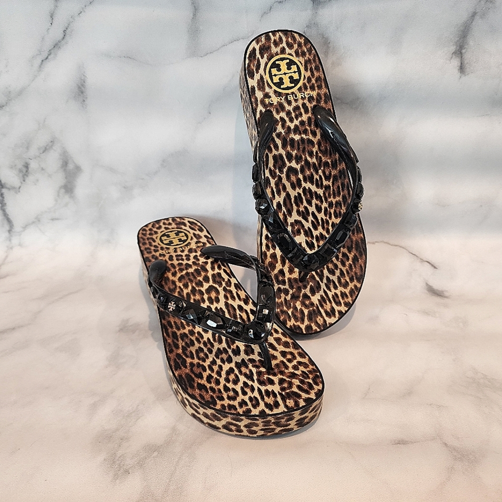 Tory Burch Flip Flops / Sandals